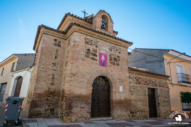 Este pequeño templo es uno de los más importantes dentro del casco urbano de Viso del Marqués